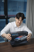 Cybertruck 3-in-1 Wireless Charger Magnetic Fast Charger (CyberDock)