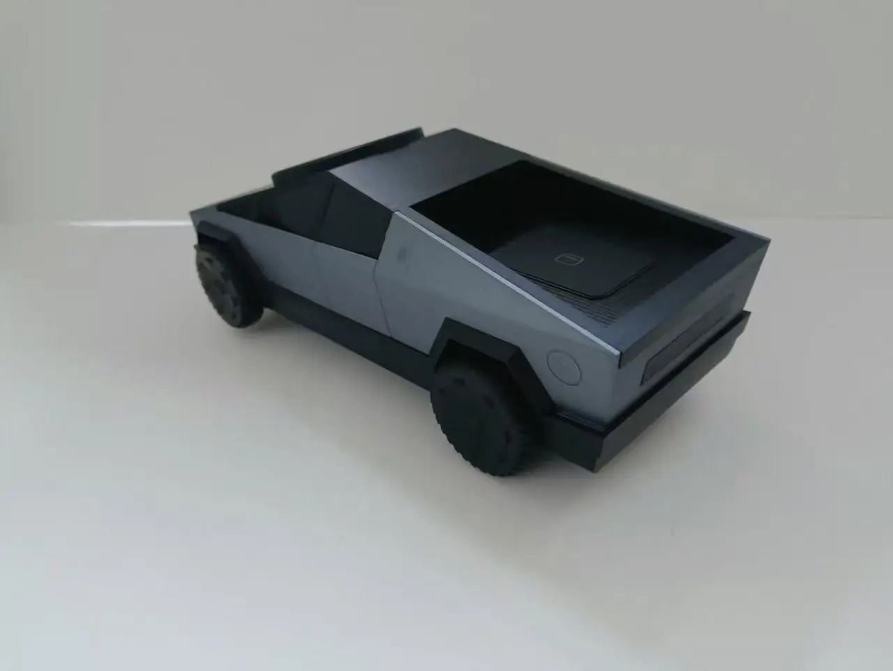 Cybertruck 3-in-1 Wireless Charger Magnetic Fast Charger (CyberDock)